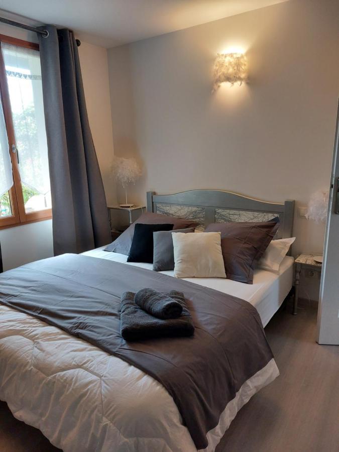 Les Dauphins Appartement Saint-Romain-de-Jalionas Buitenkant foto
