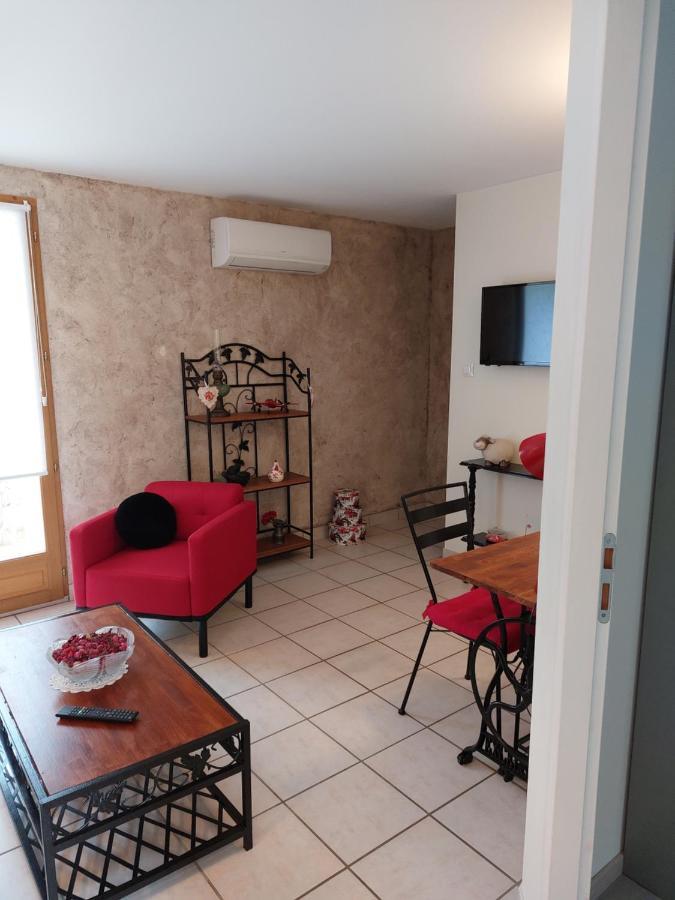 Les Dauphins Appartement Saint-Romain-de-Jalionas Buitenkant foto